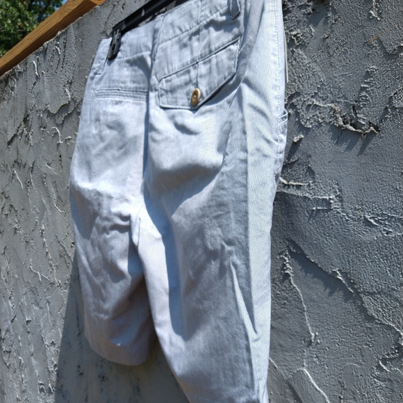 ROUNDTREE & YORKE SHORTS.  SZ 30.  NEW!! - Picture 7 of 10